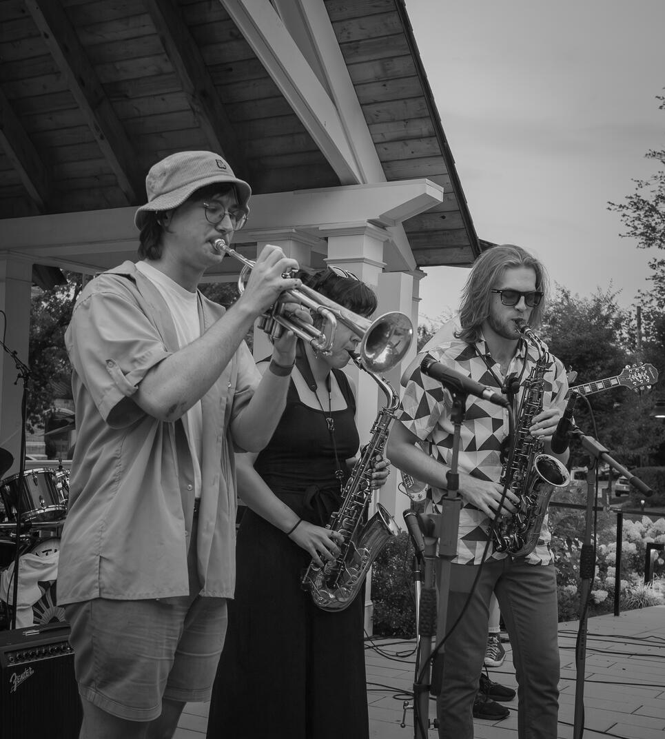Larchmont Concert Series- August '23- Photographer Kel Bishop